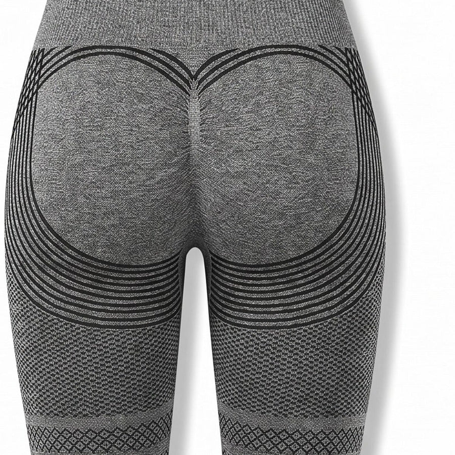 Heart-shaped contour lines at the back