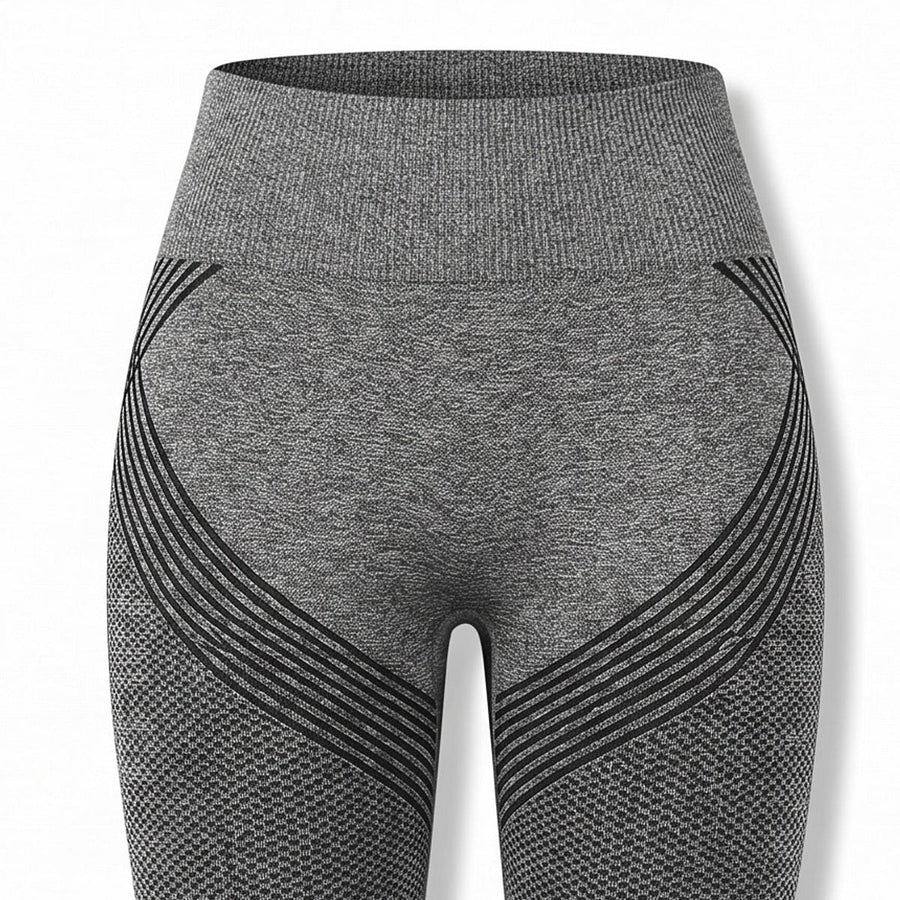 High waistband and curved hip lines