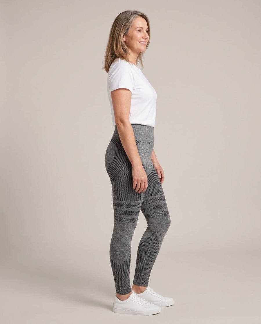 Side view of the CelluFit Sculpt Legging